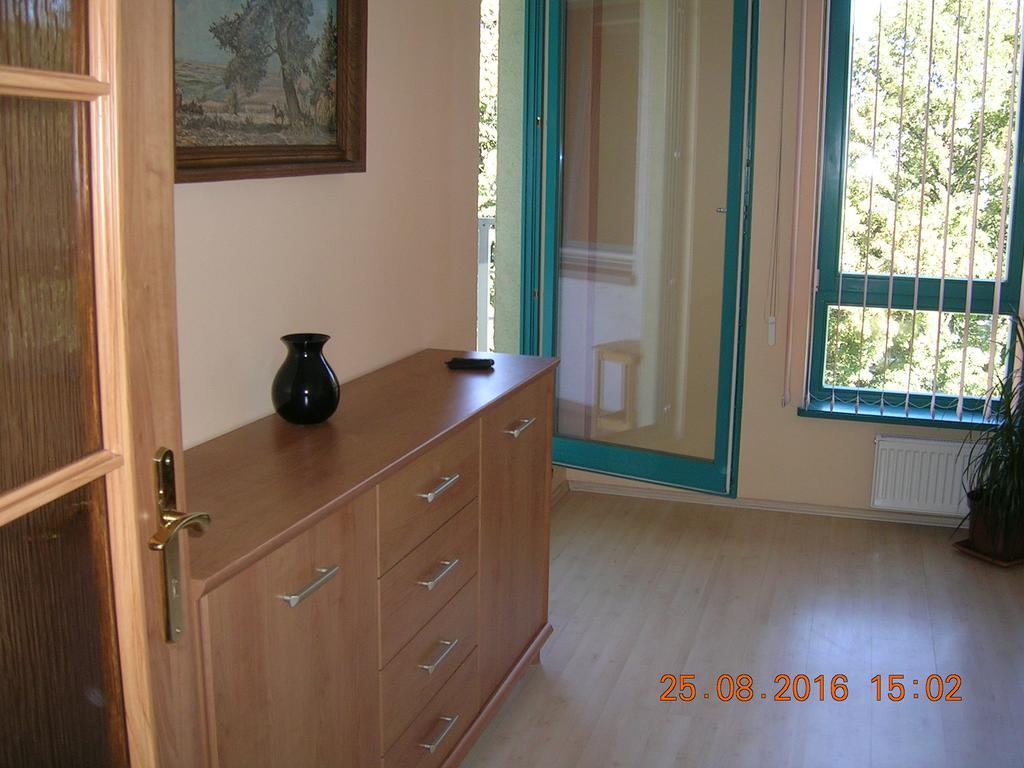 Staromlynska *